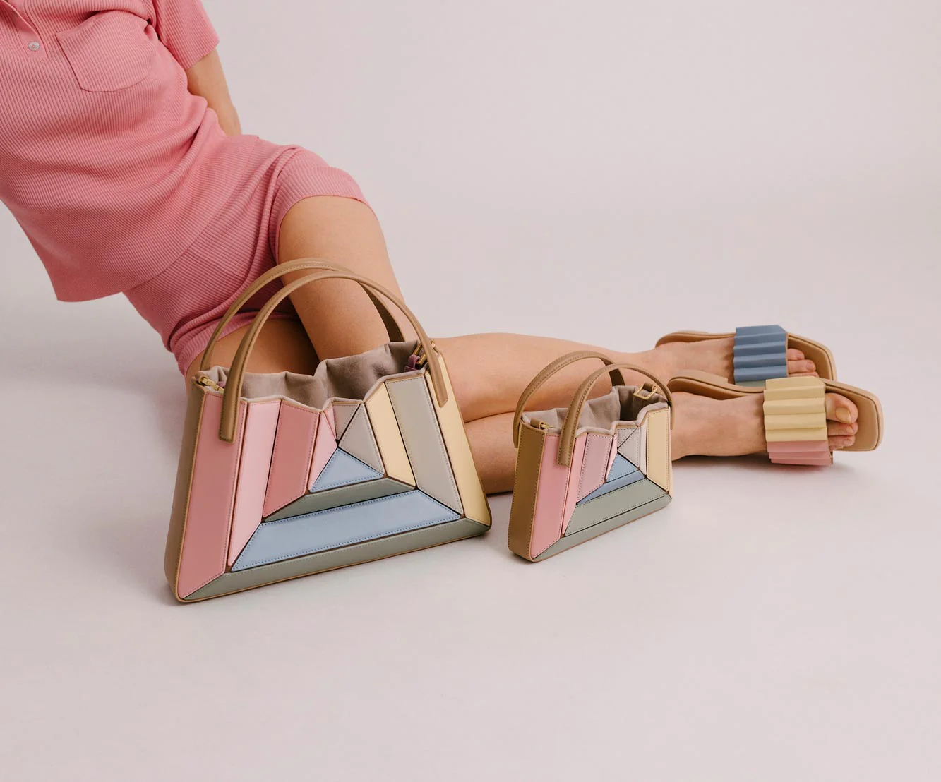 Mini Sera Tote - Gummy - Image 9