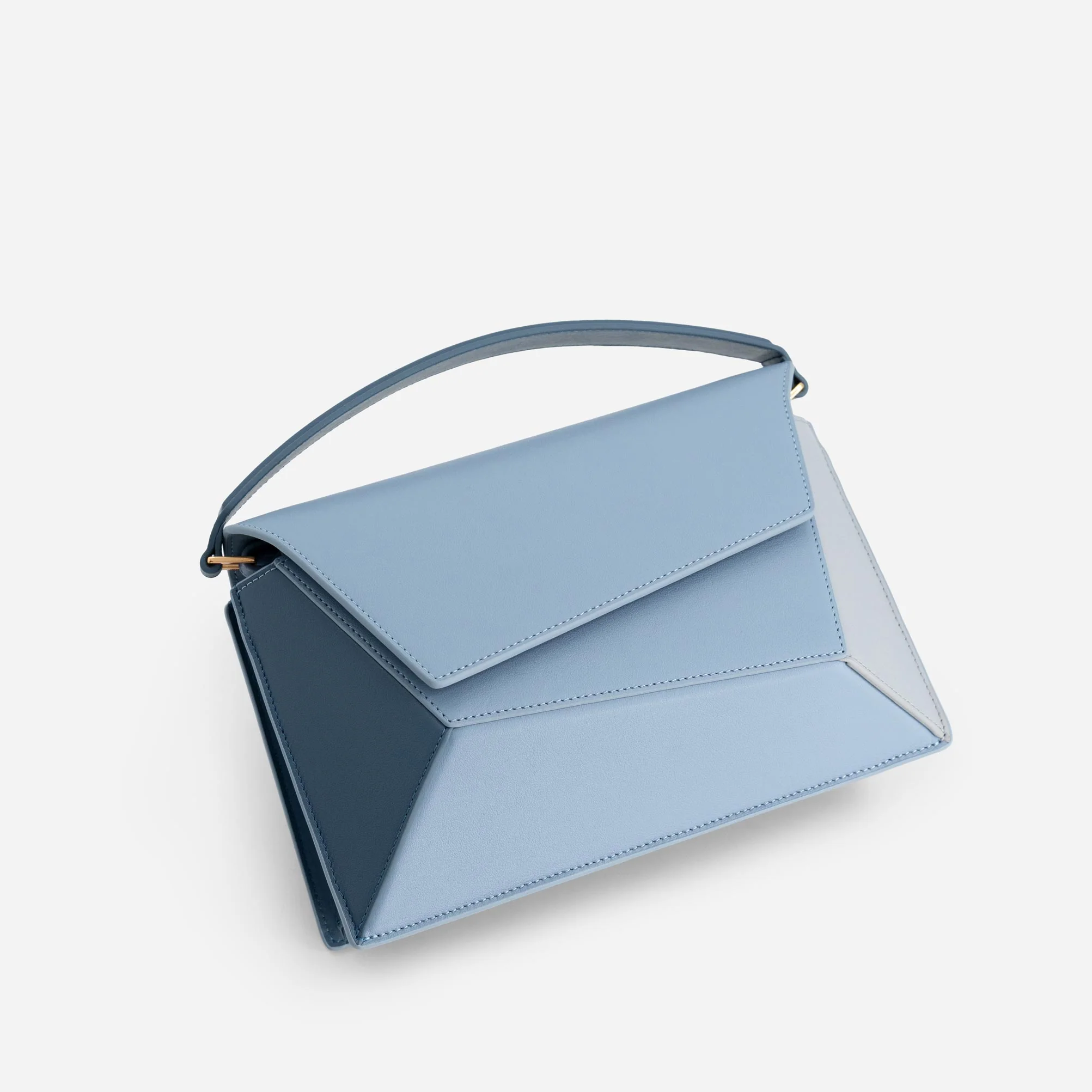 Naomi - Azure - Image 5