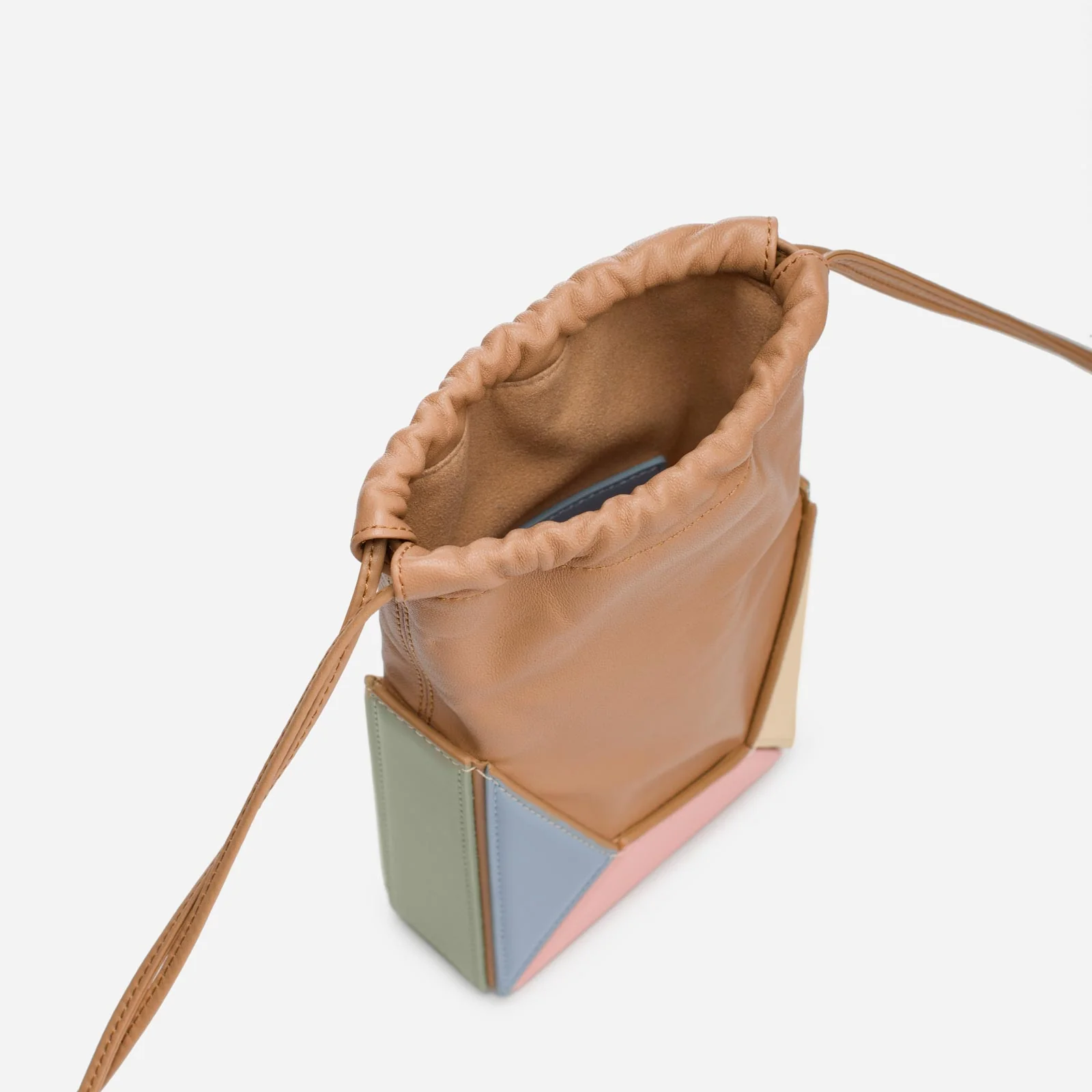 Naomi Phone Pouch - Gummy - Image 4