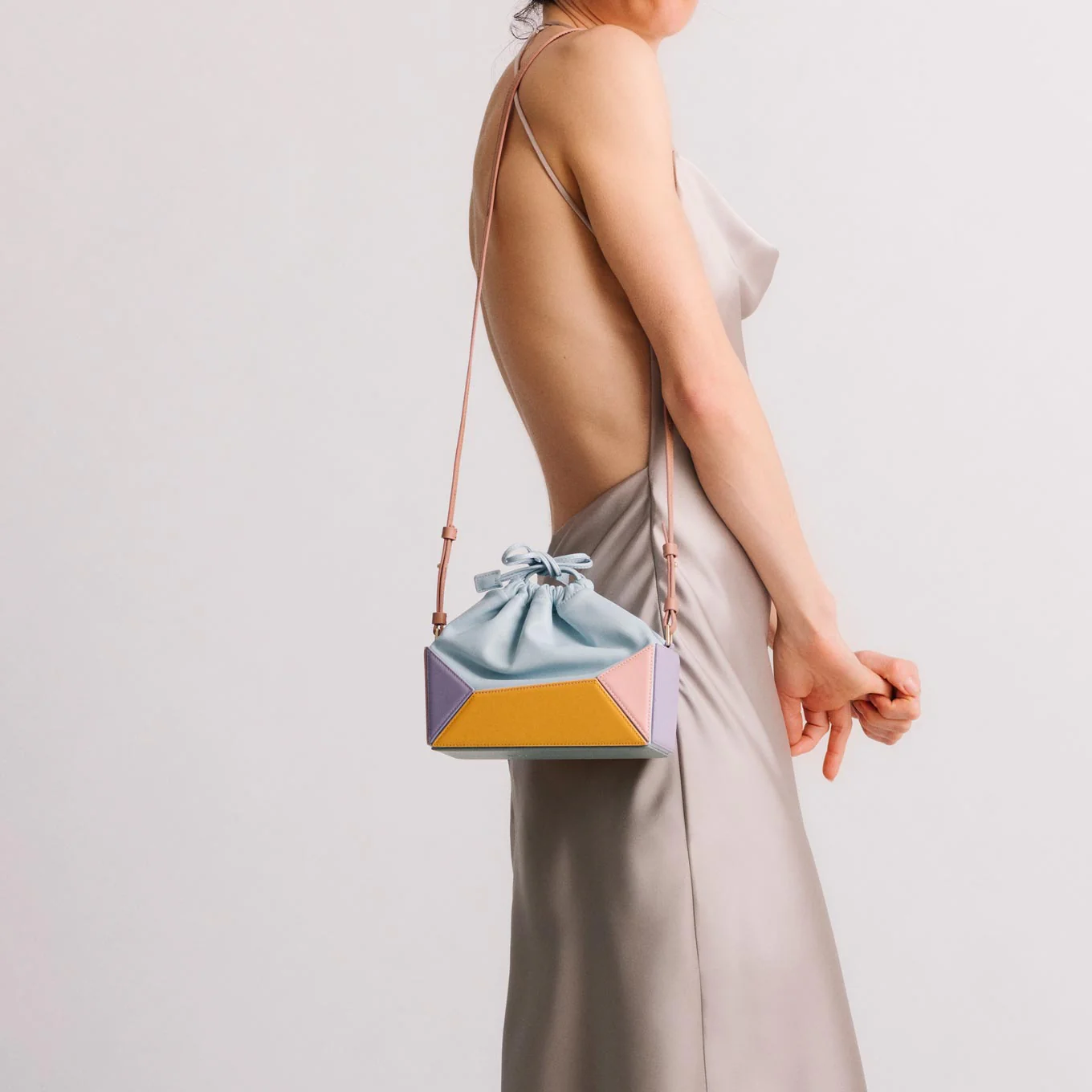 Naomi Pouch - Gummy - Image 7