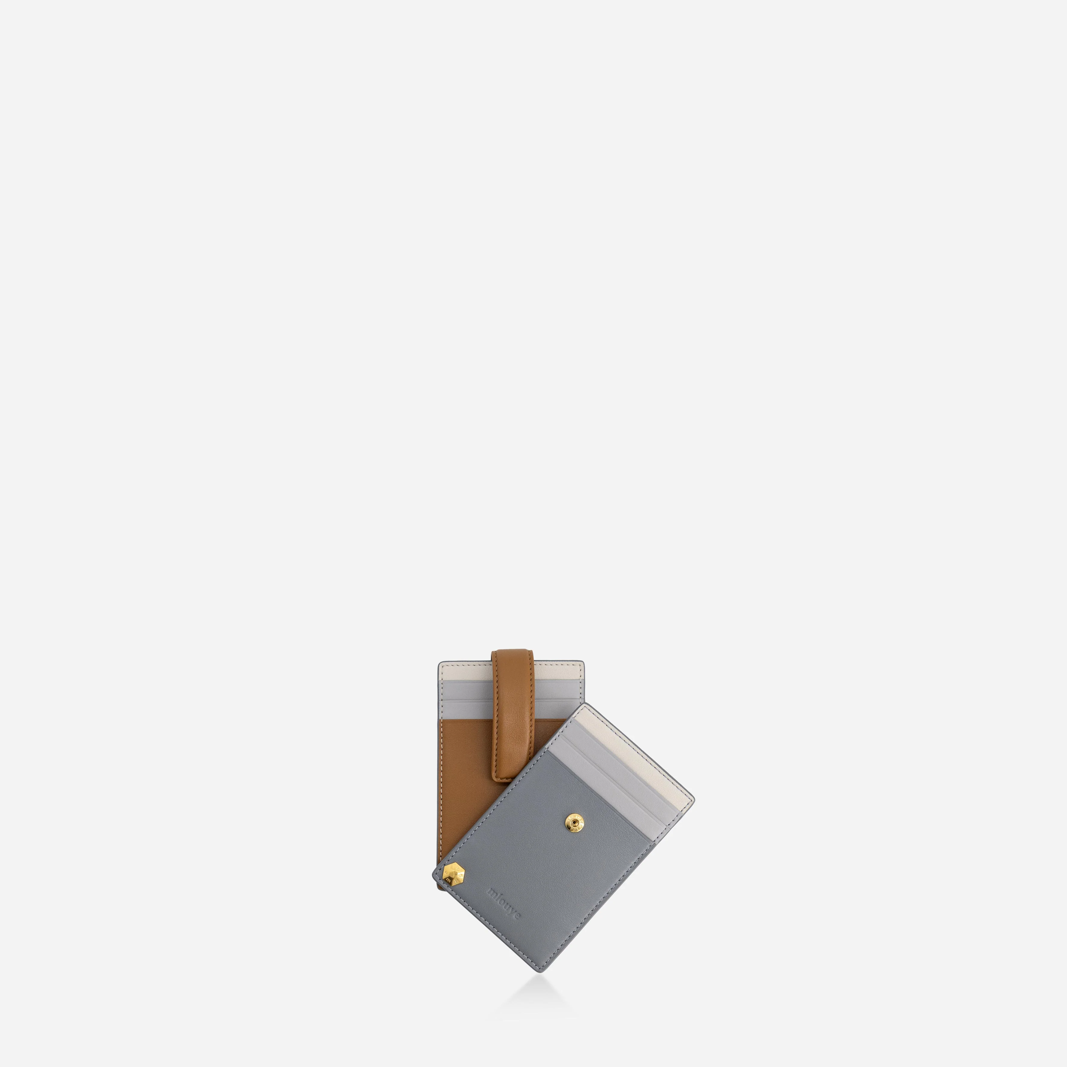 Rotate Cardholder - Rusty