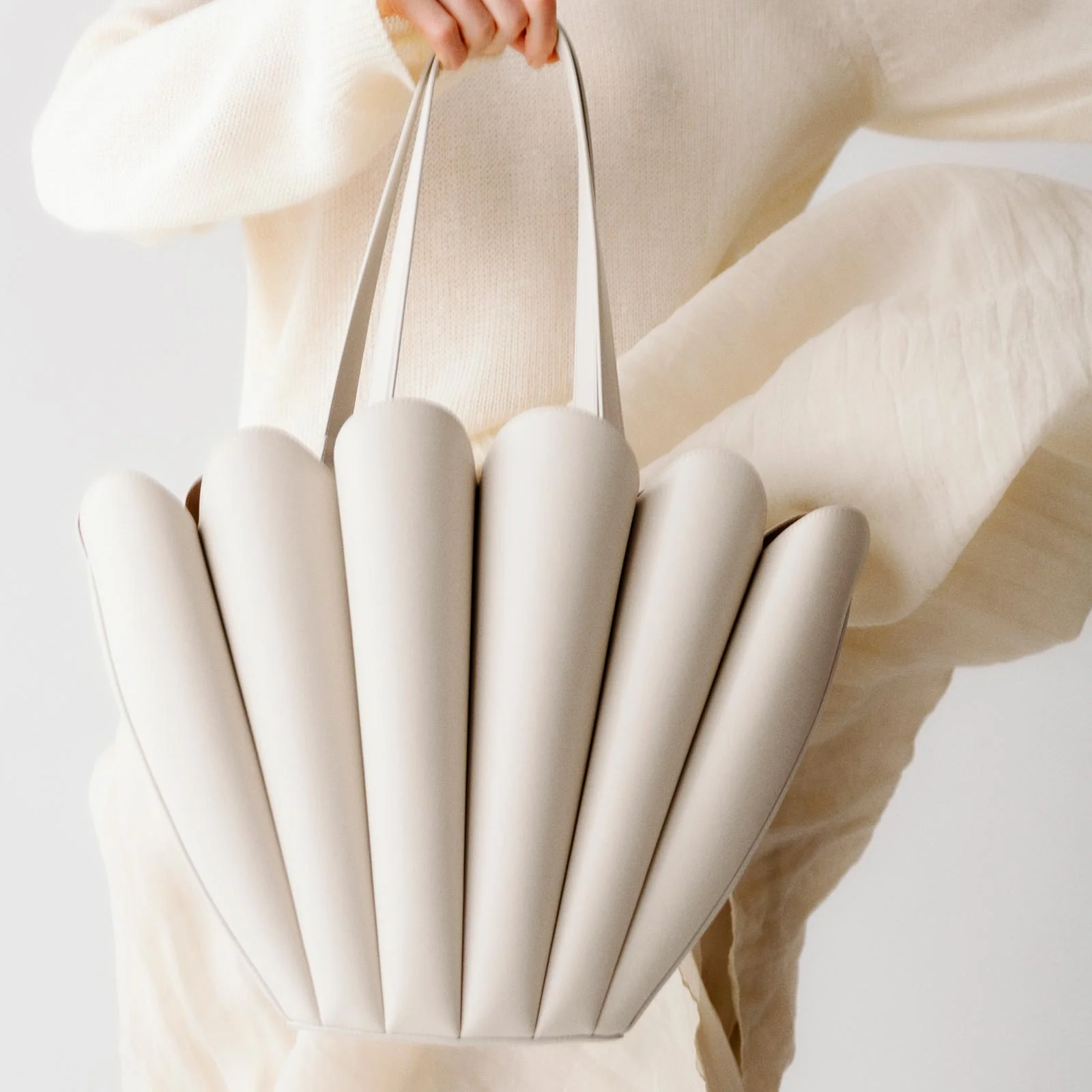 Seashell Tote - Dove - Image 6