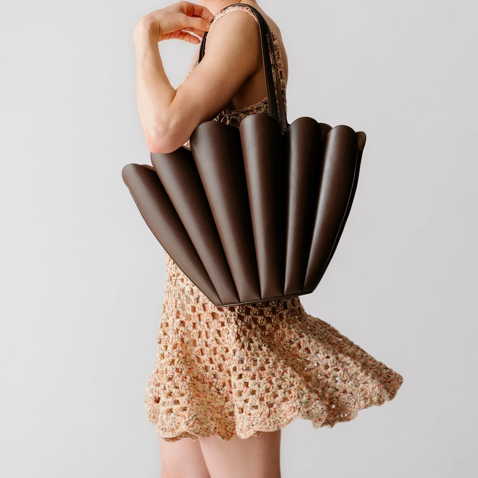 Seashell Tote - Black - Image 5