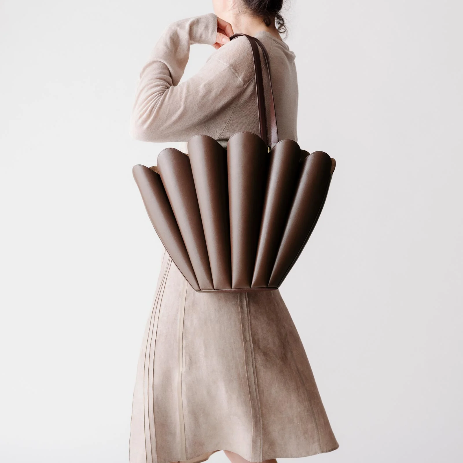 Seashell Tote - Suede Moss - Image 5