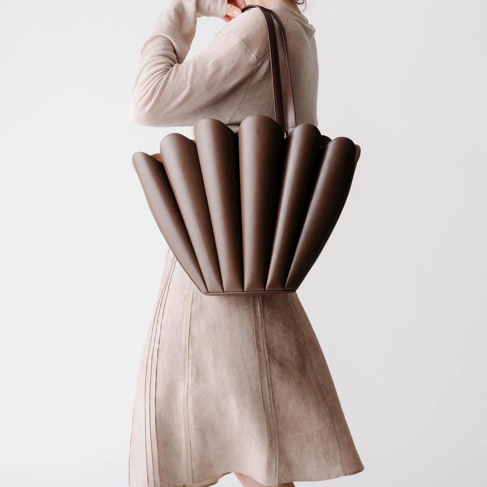 Seashell Tote - Tan - Image 4