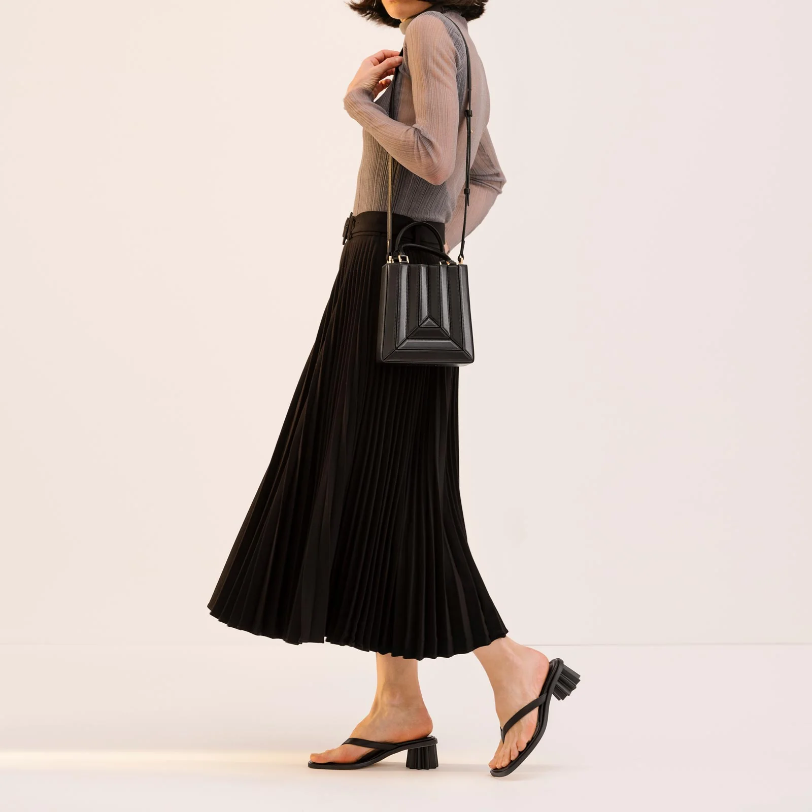 Sera Tall Tote Mini - Black - Image 7