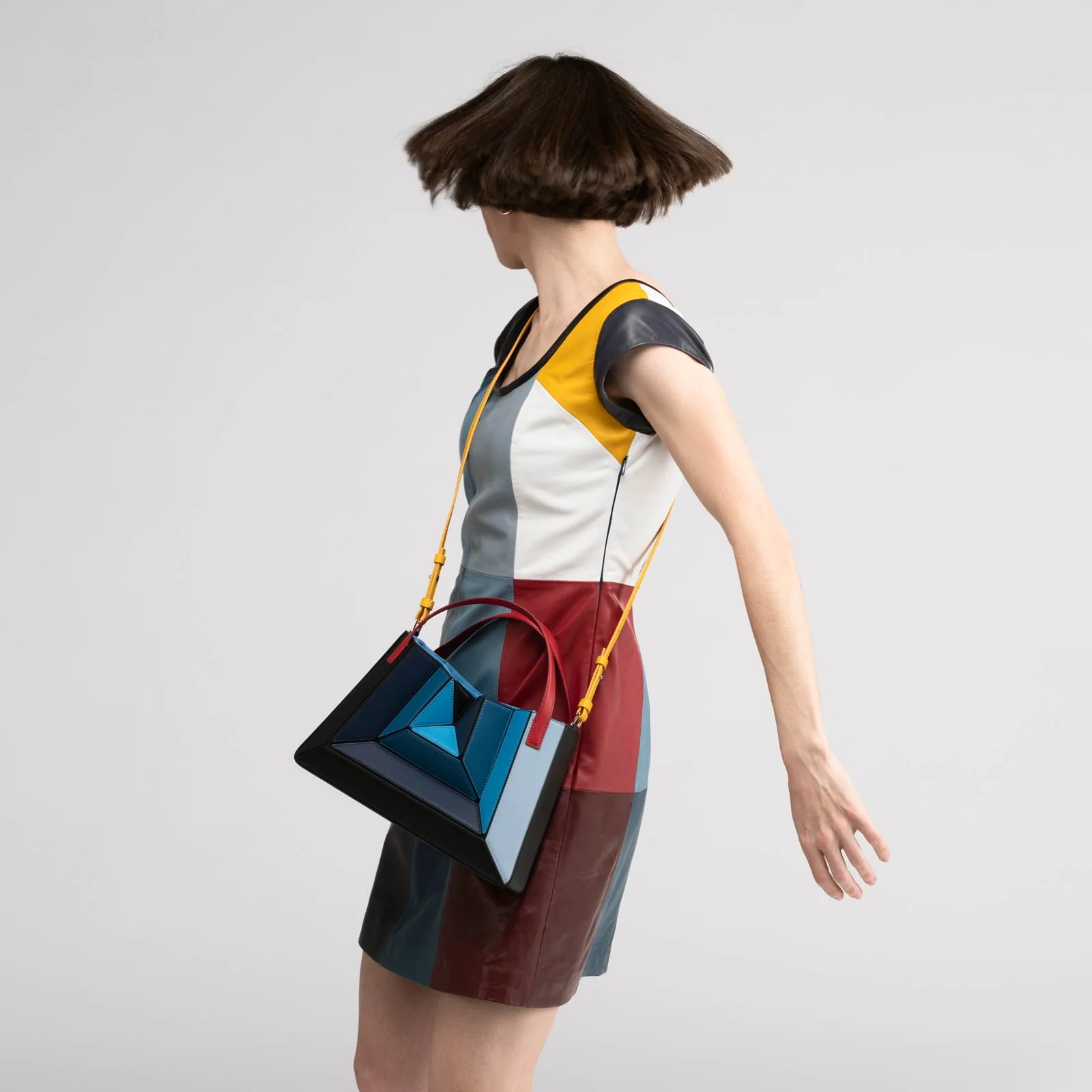 Sera Tote - Oceania - Image 11