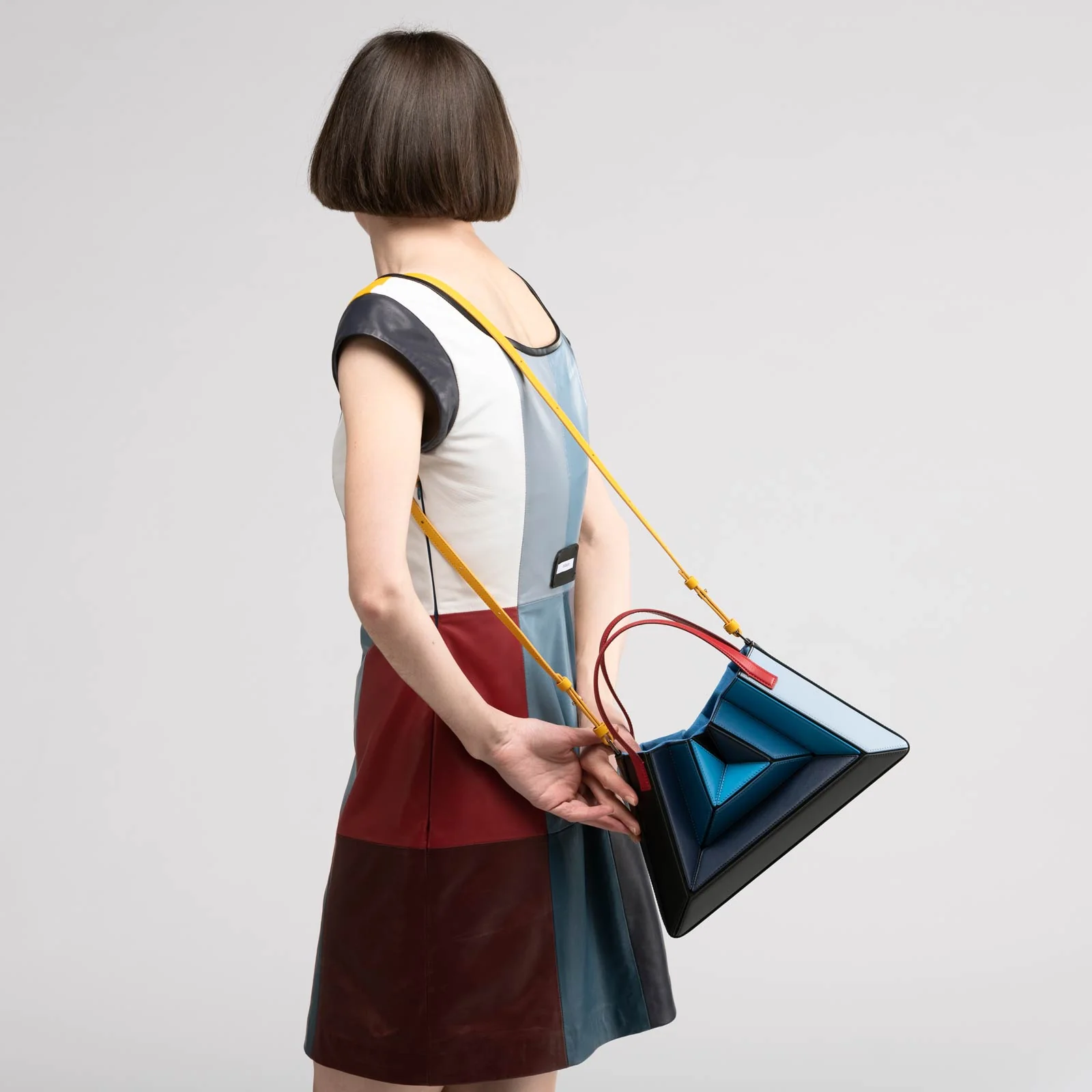 Sera Tote - Oceania - Image 7
