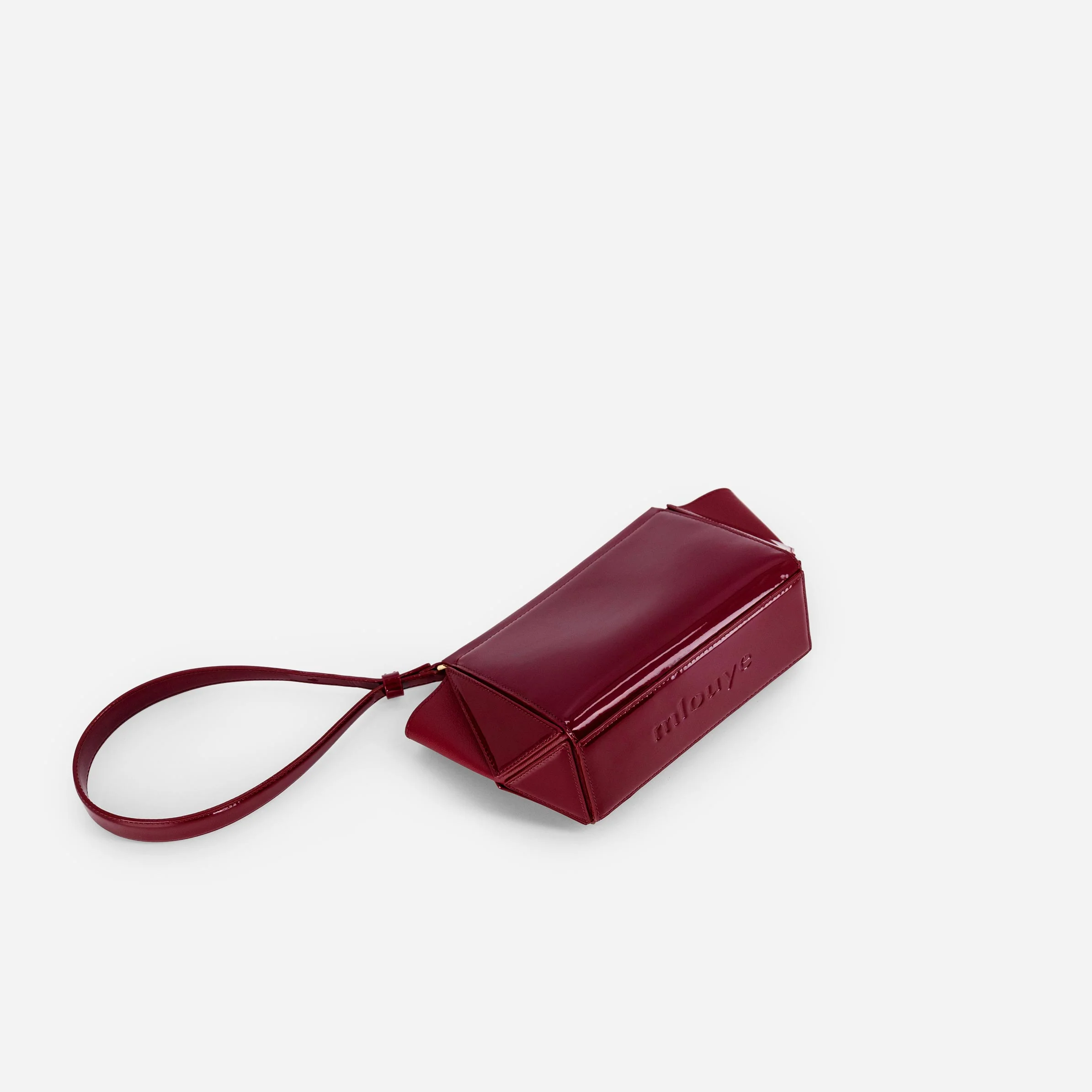 Small Triangle Pouch - Patent Bordeaux - Image 6